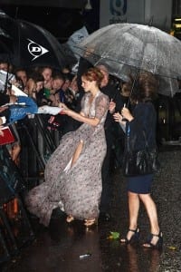Emma still signs autographs. (Media credit/WireImage)
