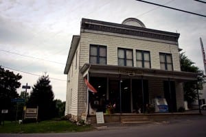 The Philomont General Store, an example of the existence of the old mom and pop