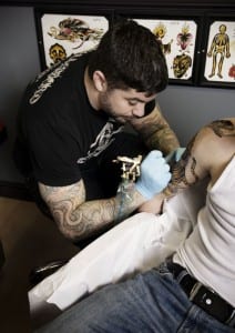 mike-shea_tattooing