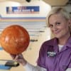 Leslie (Amy Poehler)  looks to court a certain voter with bowling skills.