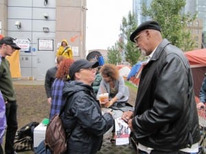 John Carlos, an athlete who gave the Black Power salute at the 1968 Summer Olympics, received a warm reception when he visited Friday afternoon.  (Blast Staff photo/John Stephen Dwyer)